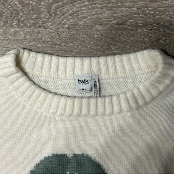 Simons Twik Cream Cherry Oversized Cropped Sweater - Picture 2 of 4